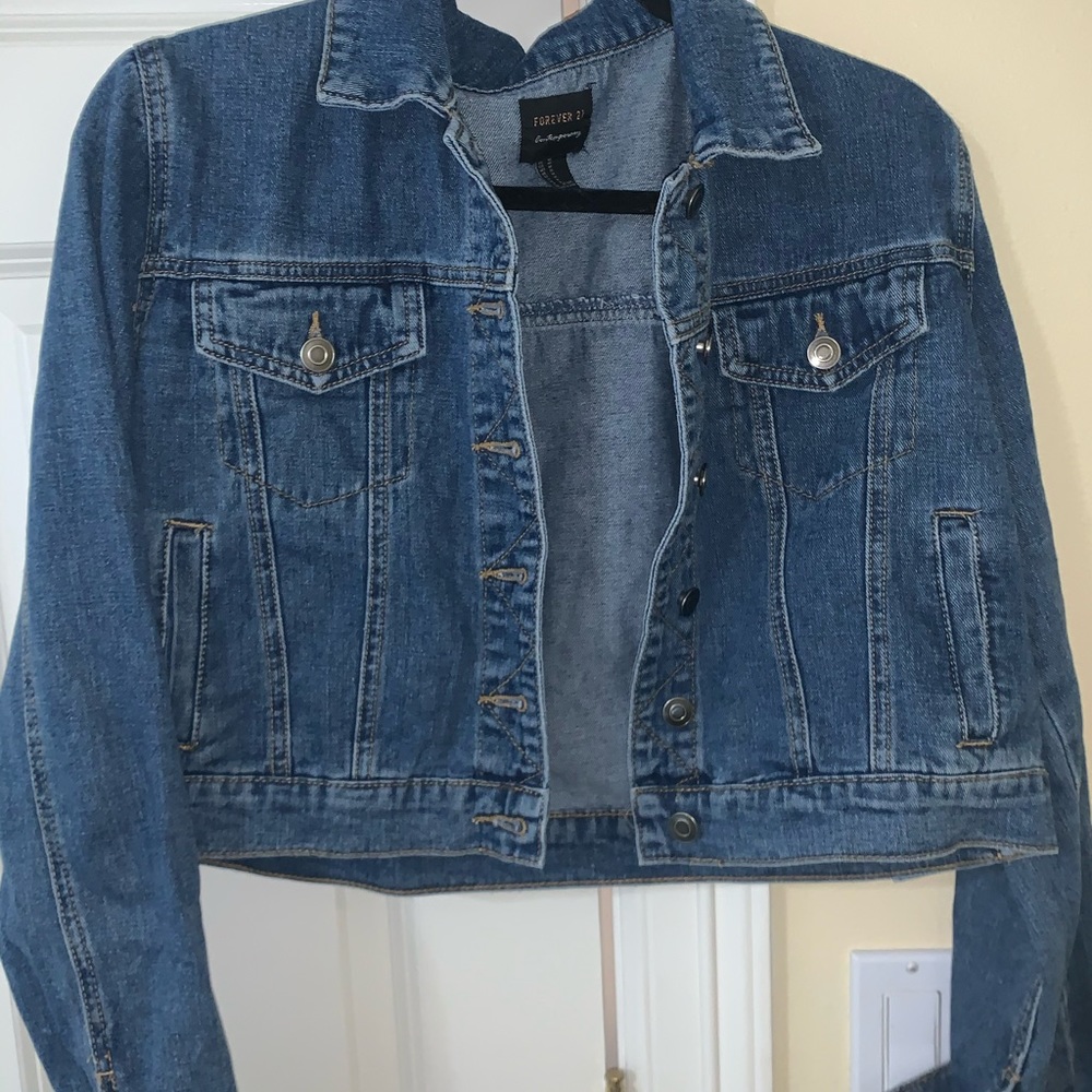 Cropped jean jacket - Picture 3 of 6